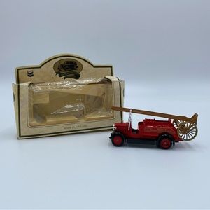 Chevron 1934 Dennis Fire Engine Refinery Fire Truck Die-Cast Metal Replica Model